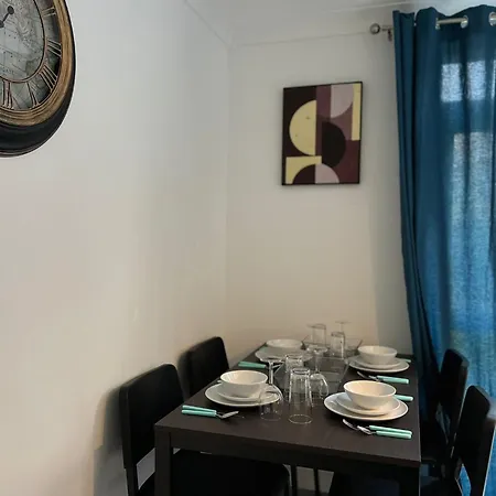 2 Bed Flat In Canary Wharf Londres Extérieur photo
