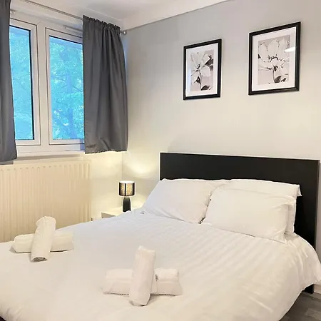 2 Bed Flat In Canary Wharf Londres Extérieur photo
