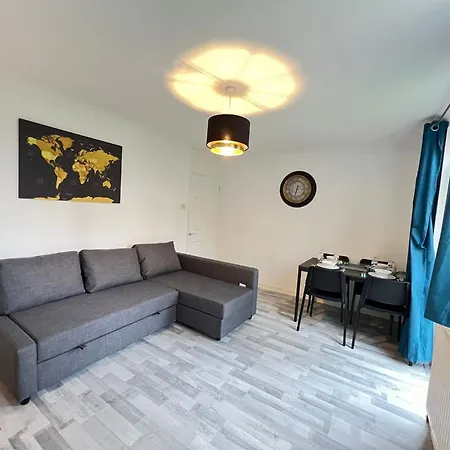 2 Bed Flat In Canary Wharf Londres Extérieur photo