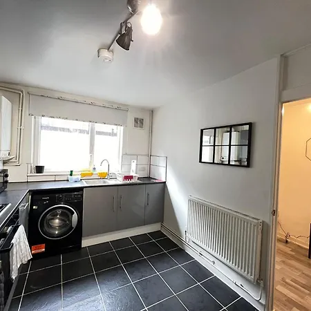 2 Bed Flat In Canary Wharf Londres Extérieur photo