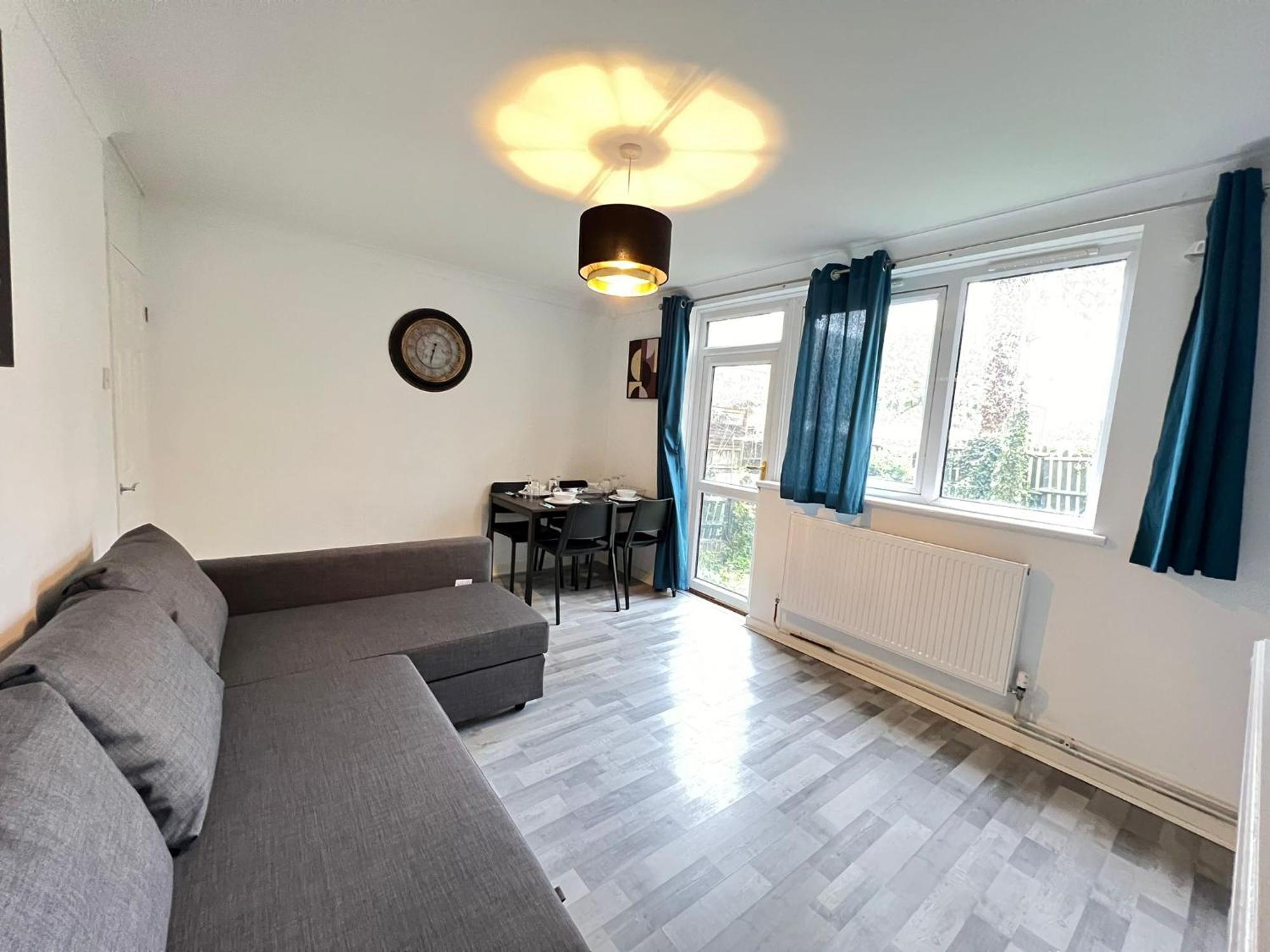 Appartement 2 Bed Flat In Canary Wharf Londres